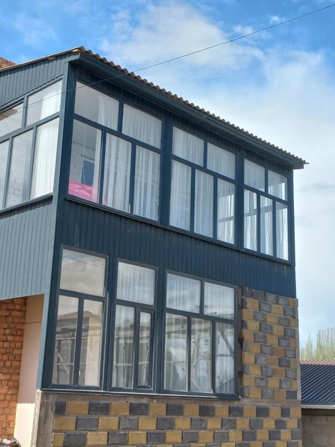 Guest House B&B Kochkor 외부 사진